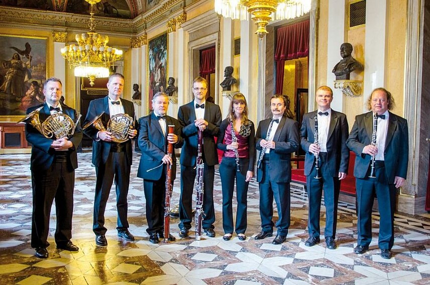 Koncert Enrica Lluny a Harmonia Mozartiana Pragensis v Zrcadlovém sále zámku Český Krumlov