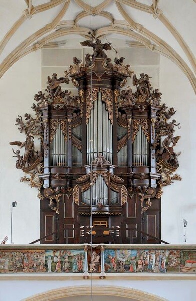 Absolventský koncert v kostele Nanebevzetí Panny Marie v Mostě