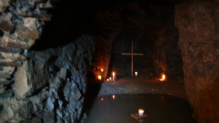 Klášter Sázava - Klášterní polodivočina a tajemství svatoprokopské jeskyně