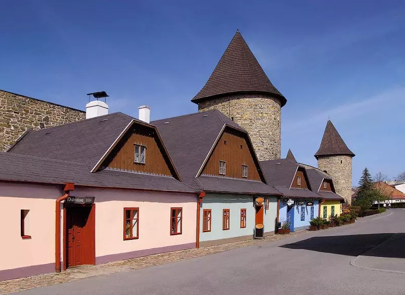 Městské gotické opevnění v Poličce